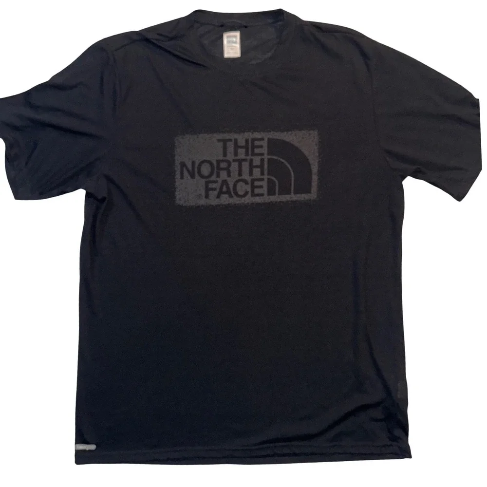 The North Face Mens Black Box Logo Graphic Active T-Shirt Short Sleeve Medium